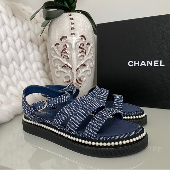 ✅ SOLD. NWT Chanel tweed sandals - Picture 2 of 12